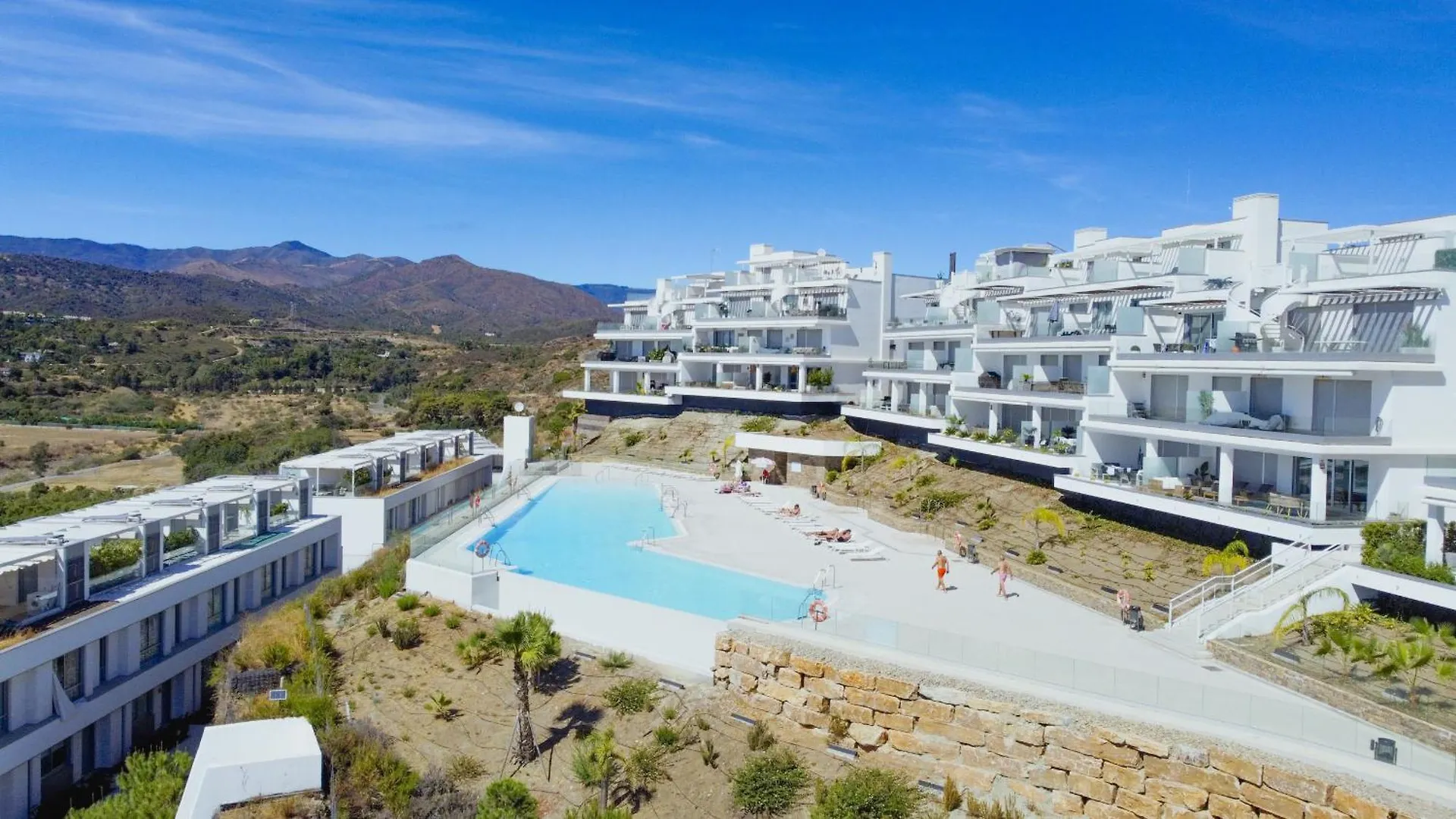 Oceana Views - 2 Bedroom Apartment 에스테포나